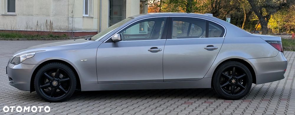BMW Seria 5 520i Touring Edition Sport - 27
