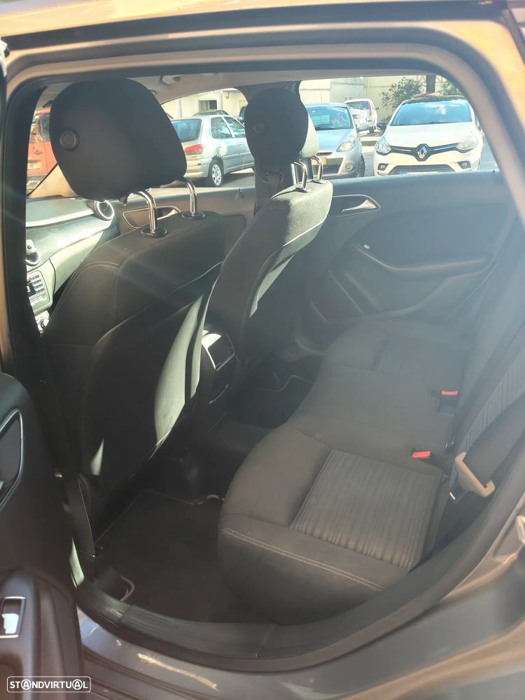 Mercedes-Benz B 180 CDI BlueEFFICIENCY - 6