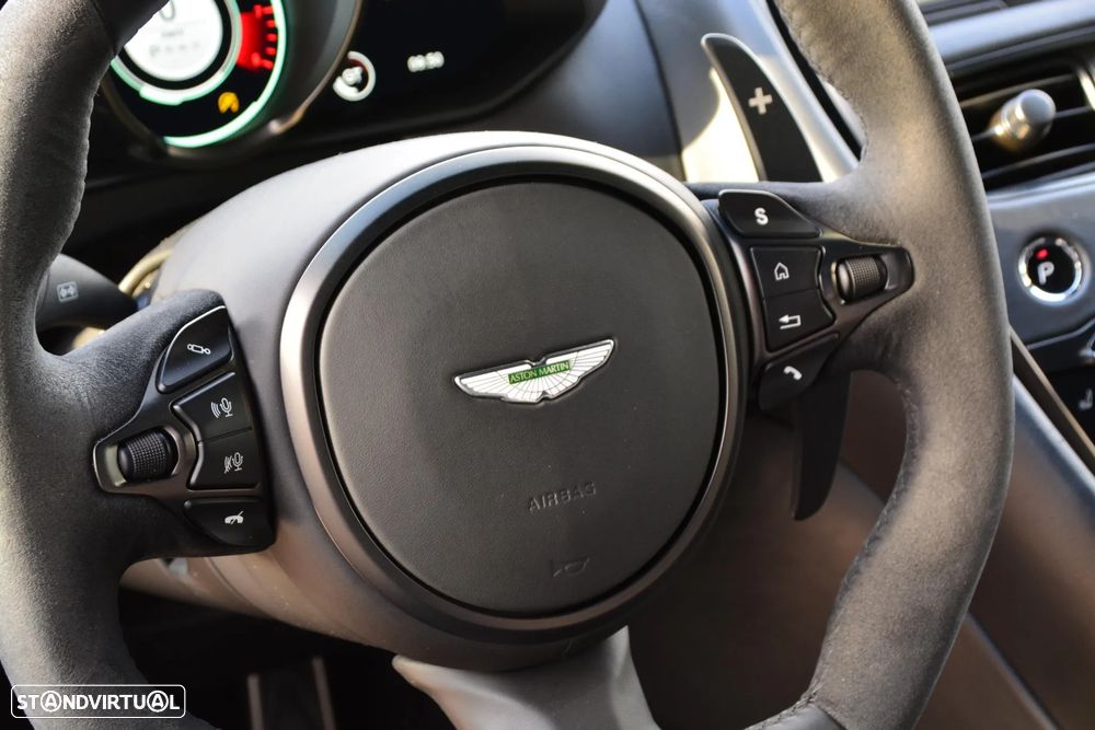 Aston Martin DBS Coupe Superleggera - 31