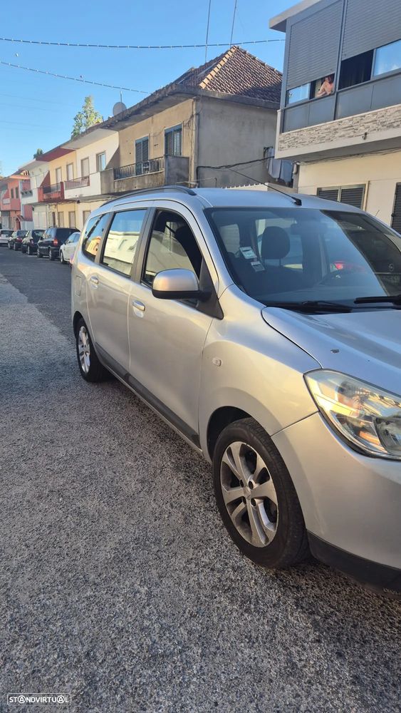 Dacia Lodgy 1.5 dCi Confort 7L - 6