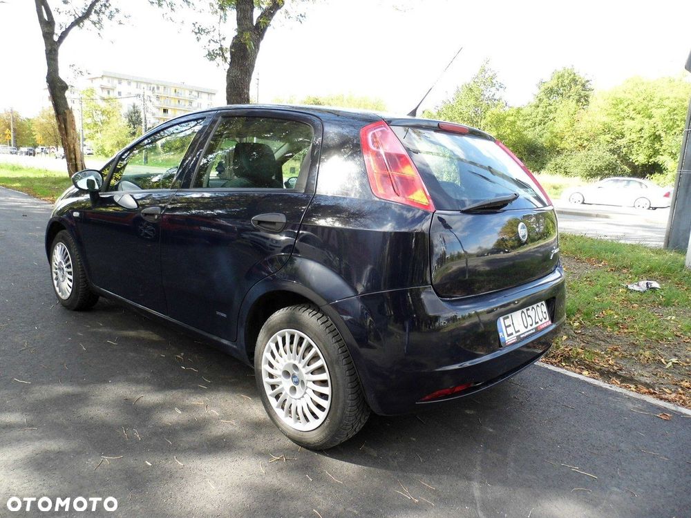 Fiat Grande Punto - 4