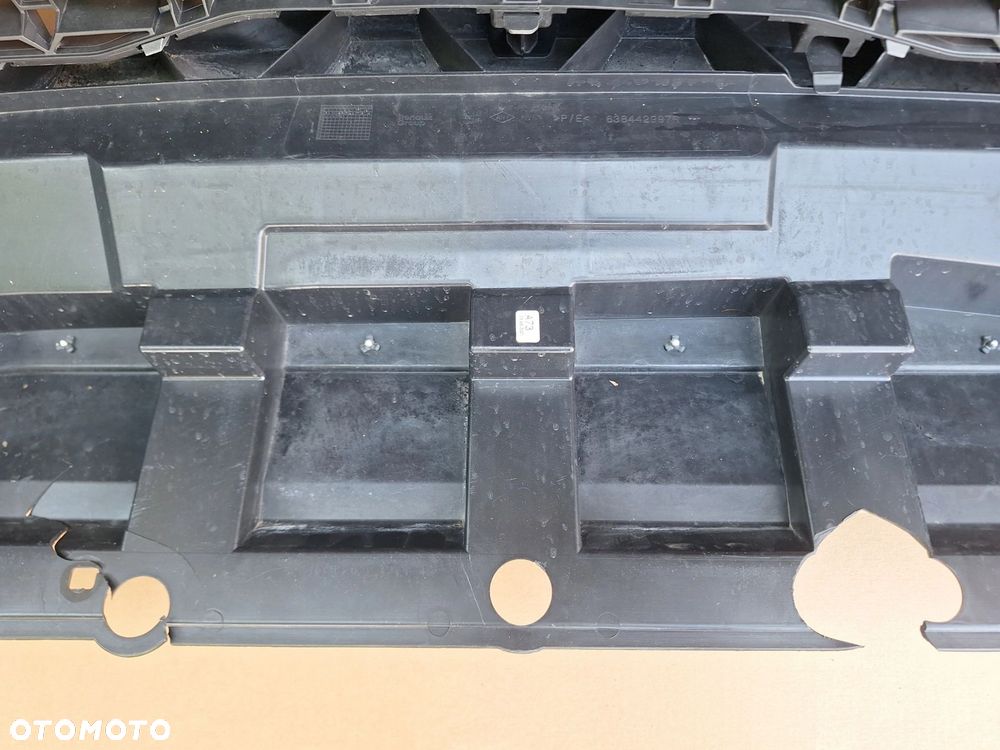 DACIA DUSTER III 24- B.ŁADNY! SZARY MET. ZDERZAK PRZÓD PRZEDNI+PŁYTA+WLOTY POWIETRZA ORYG 620263520R 620221816R WYSYŁKA - 13