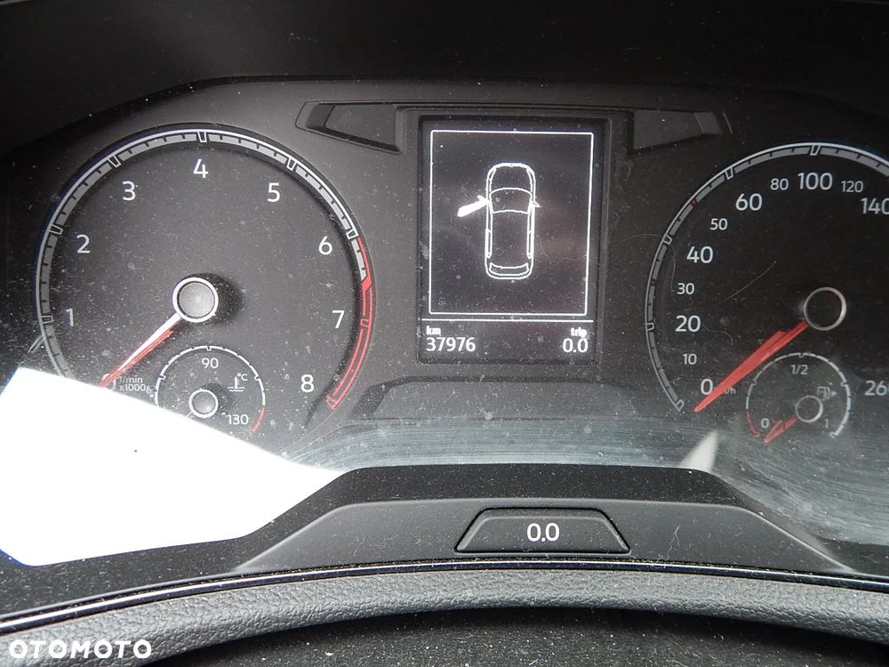 Volkswagen T-Roc - 11