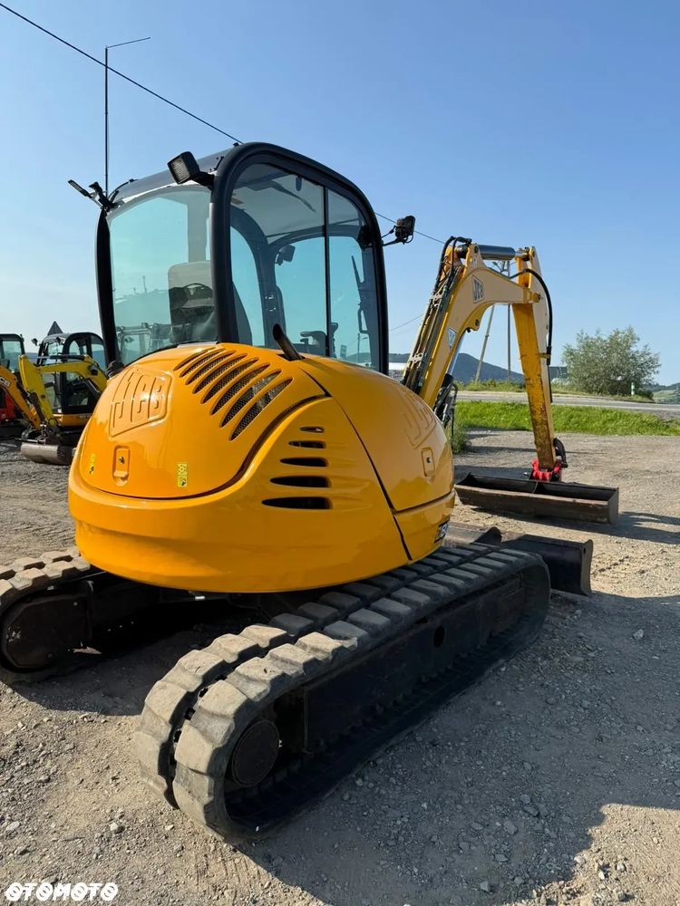 JCB 8055 - 3