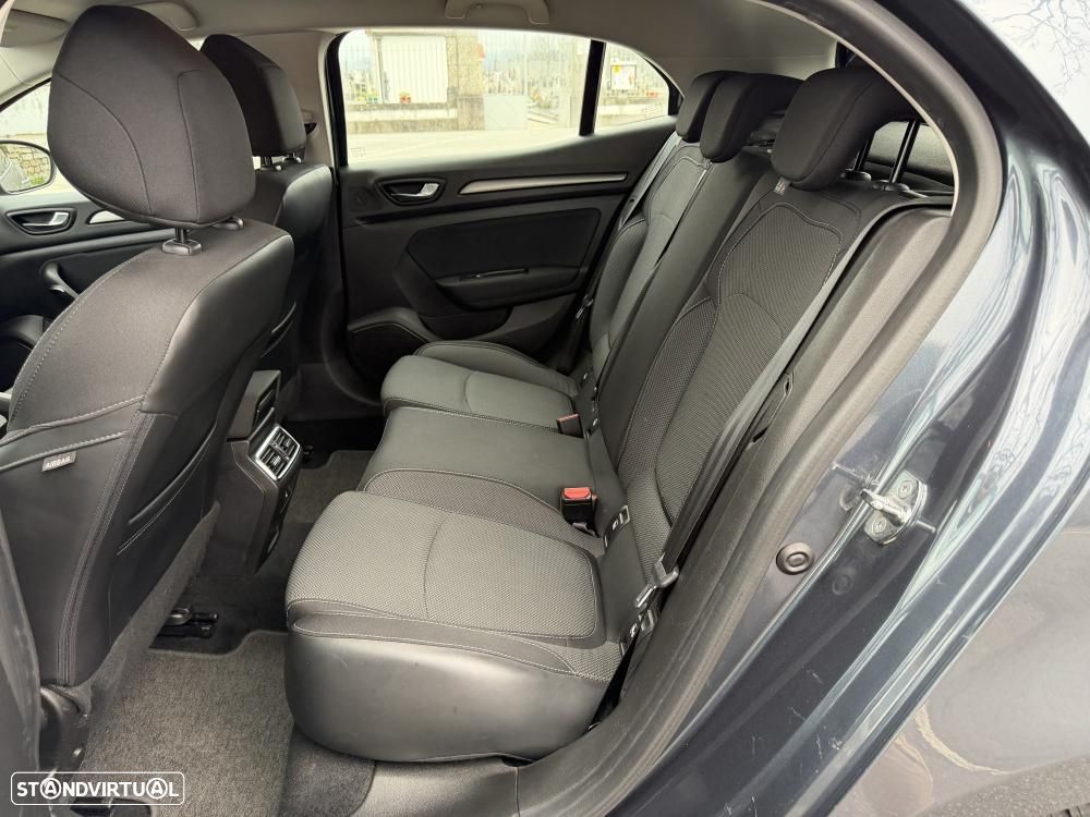 Renault Mégane 1.5 Blue dCi Techno EDC - 22