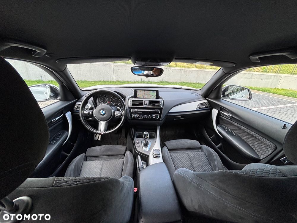 BMW Seria 1 120d xDrive M Sport Shadow sport - 23