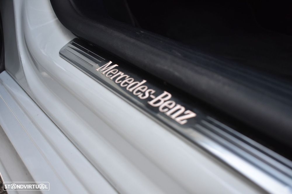 Mercedes-Benz CLA 250 e Shooting Brake 8G-DCT AMG Line - 24