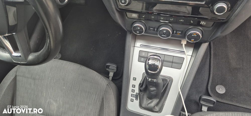 Skoda Octavia 1.6 TDI DSG Style - 16