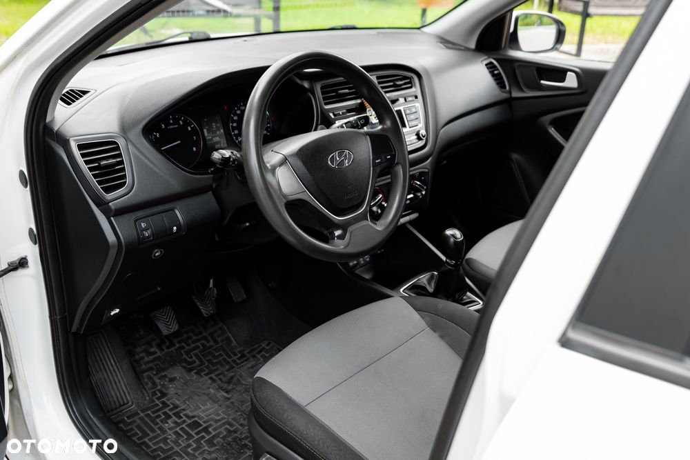 Hyundai i20 1.2 - 15