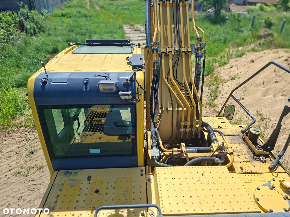 Komatsu PC210LC-8 - 11