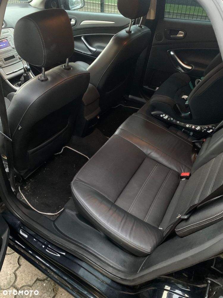 Ford Mondeo 2.0 S - 14