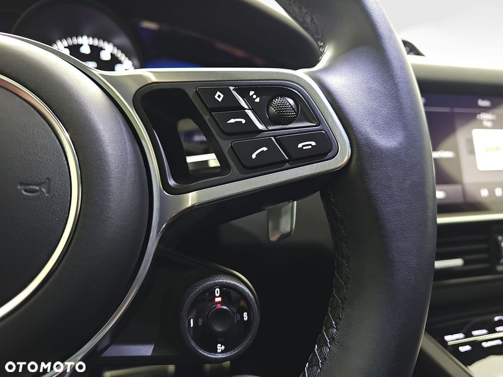 Porsche Cayenne S - 12