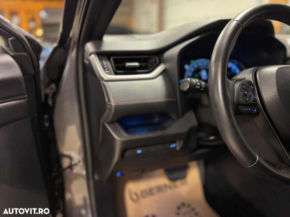 TOYOTA RAV4 2021 — imagine 11