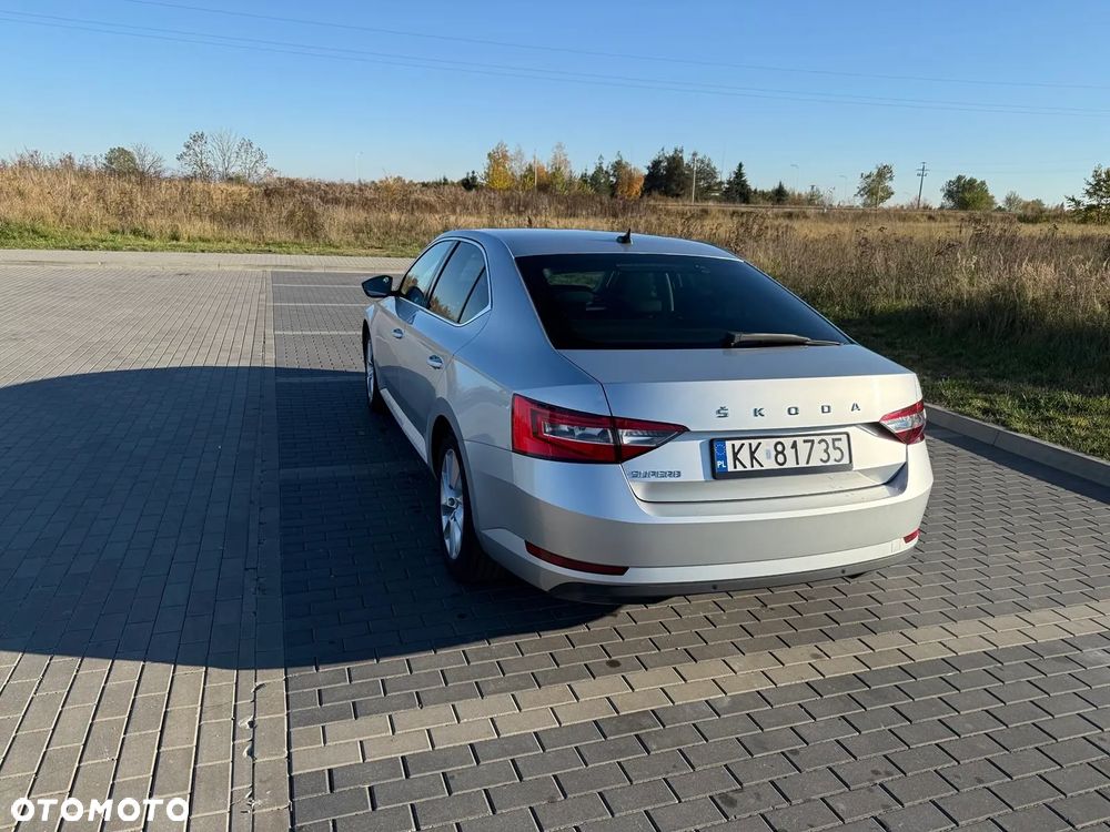 Skoda Superb - 4