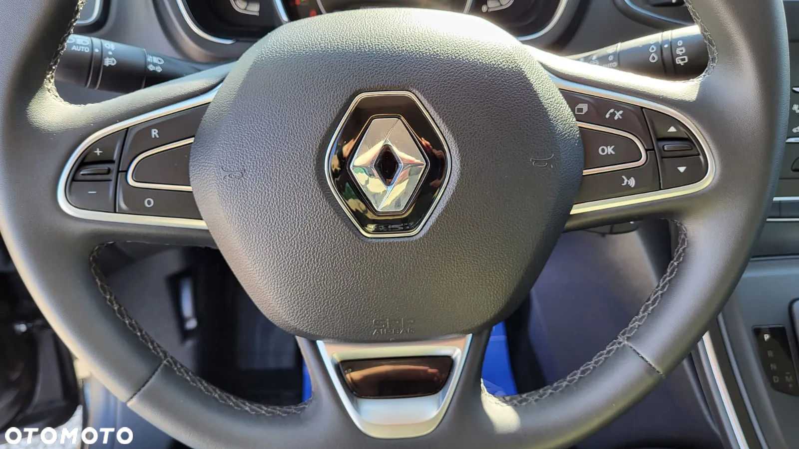 Renault Scenic - 22