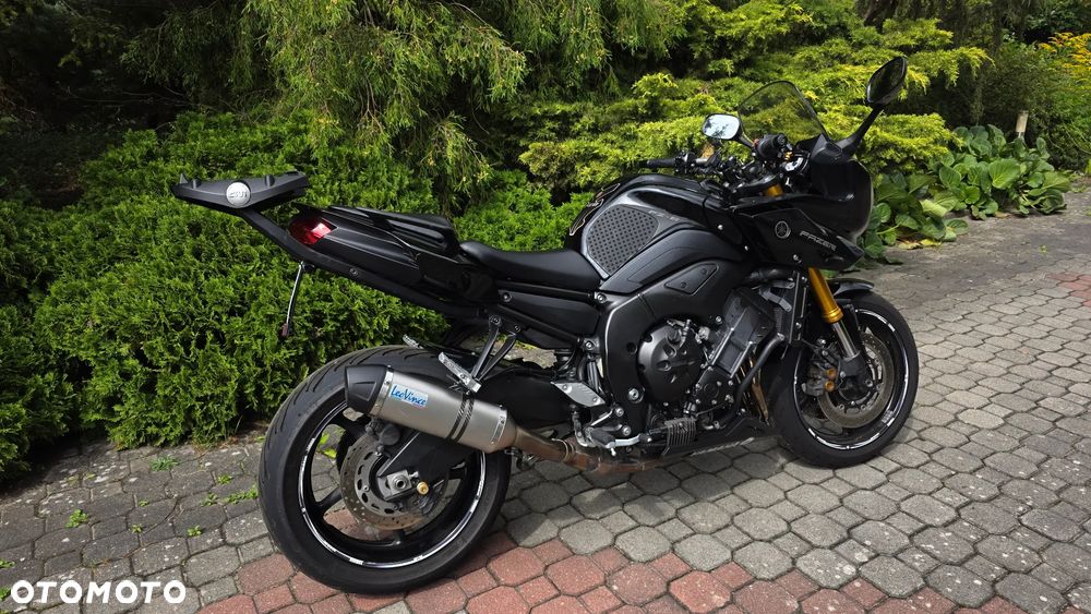 Yamaha FZ8 - 2