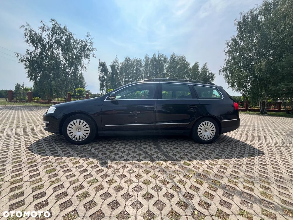 Volkswagen Passat 1.9 TDI Comfortline - 4