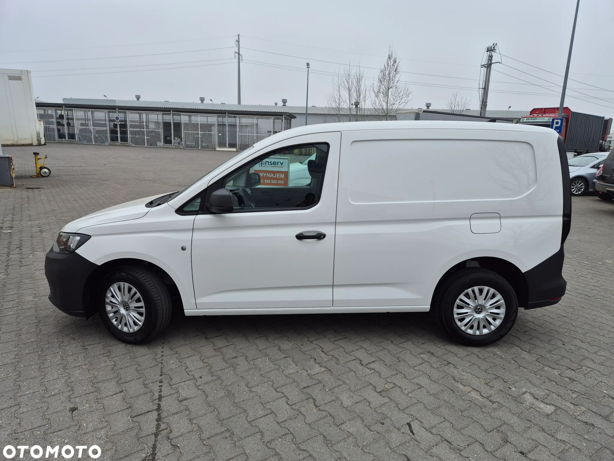 Volkswagen Caddy Cargo - 12