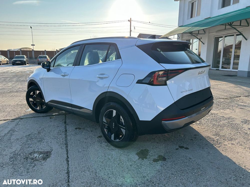 Kia Sportage 1.6 T-GDI 6MT 4x2 Urban - 4