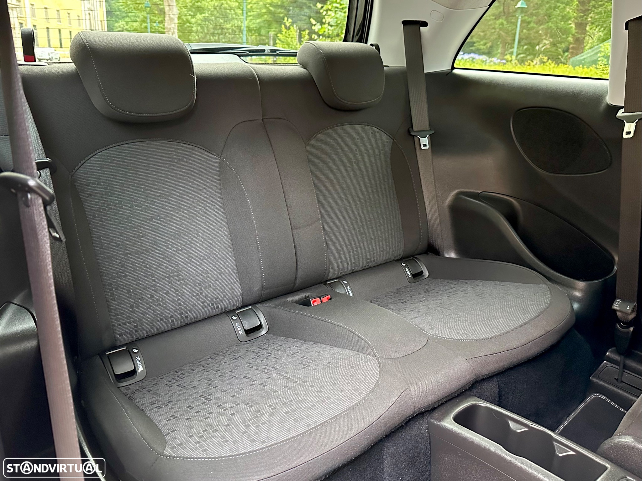 Opel Adam 1.2 Glam - 16