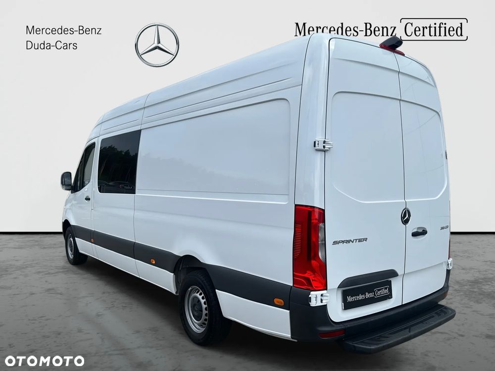 Mercedes-Benz Sprinter - 4