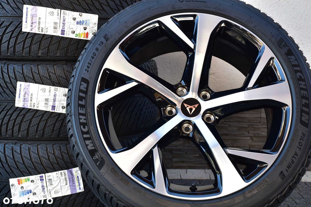 Nowe koła zimowe OEM SEAT Cupra FORMENTOR ATECA 19" Michelin dot2025