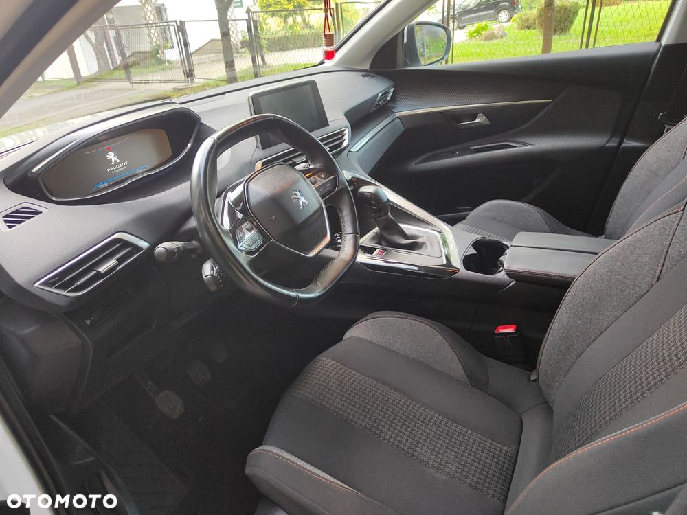 Peugeot 3008 1.6 HDi Active - 15