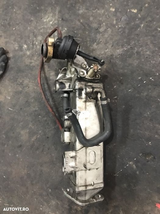 Racitor gaze EGR 320d 2011 - 1
