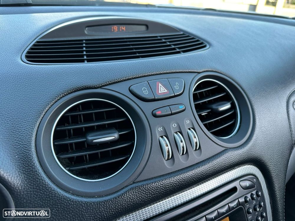 Mercedes-Benz SL 350 - 27