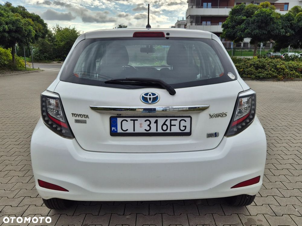 Toyota Yaris - 6