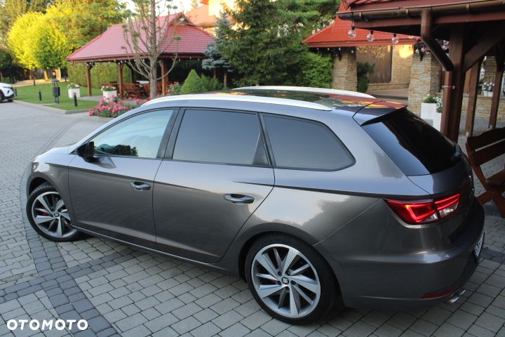 Seat Leon 2.0 TDI DPF Ecomotive FR - 21