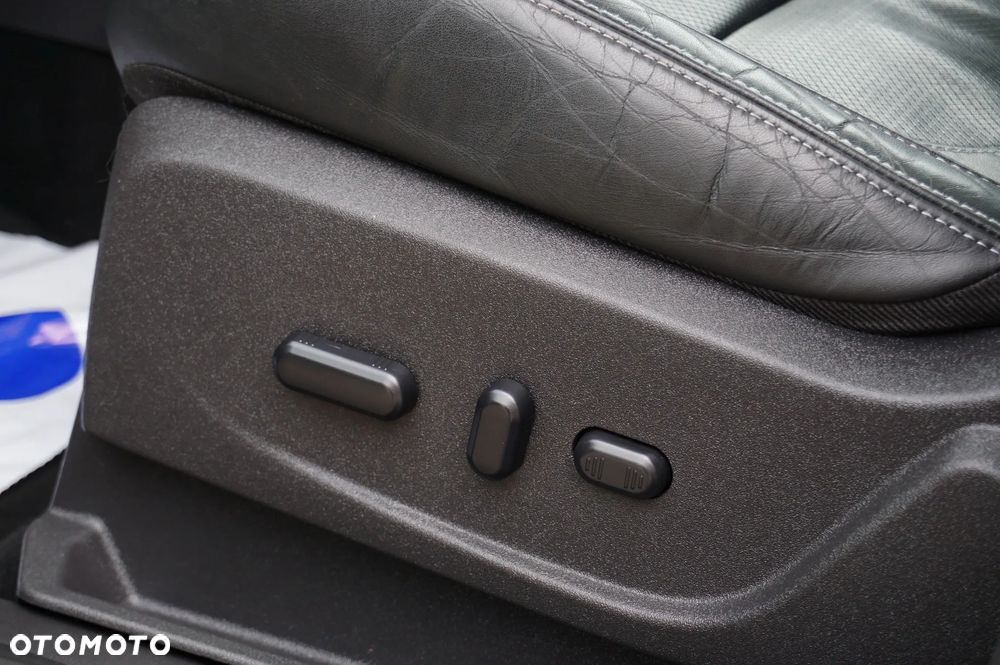 Ford Kuga 2.0 TDCi 4x4 Individual - 38