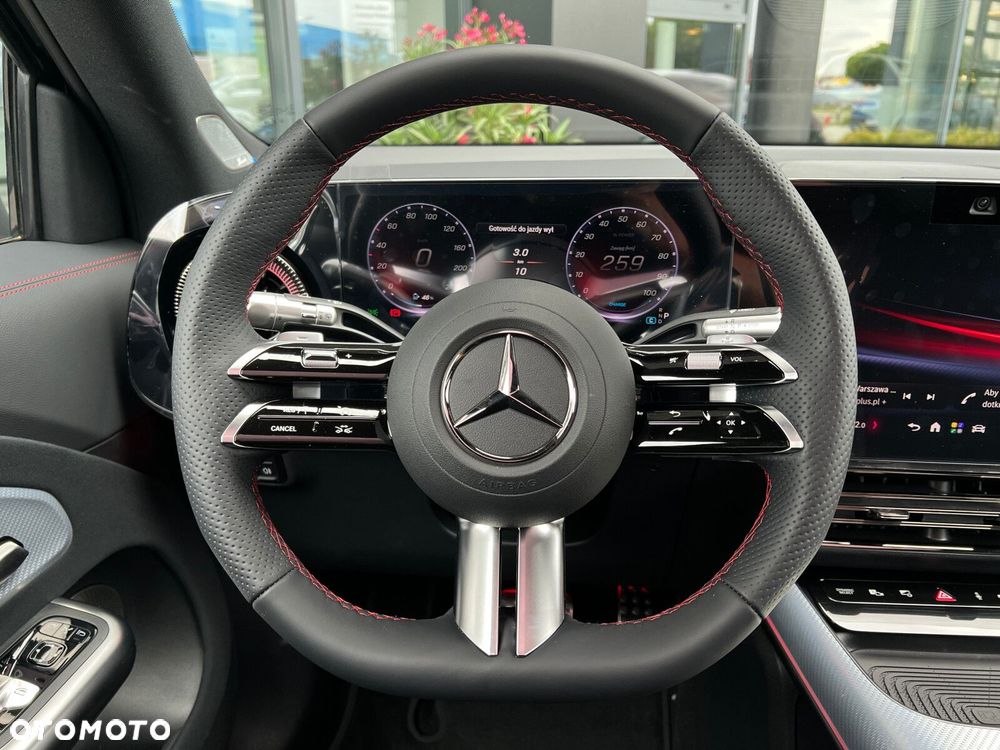 Mercedes-Benz GLB 250+ EQ 85kWh - 14