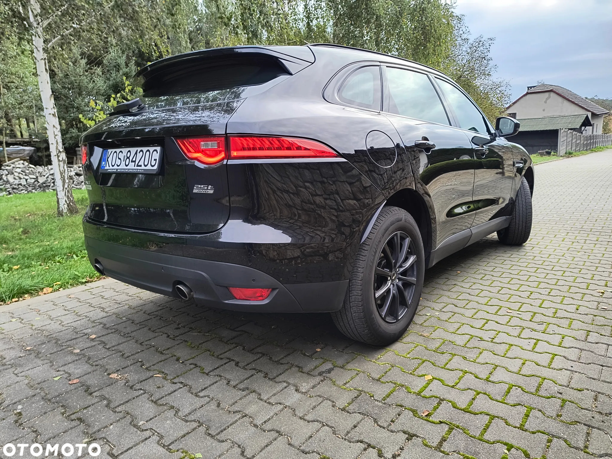 Jaguar F-Pace 25t AWD R-Sport - 3
