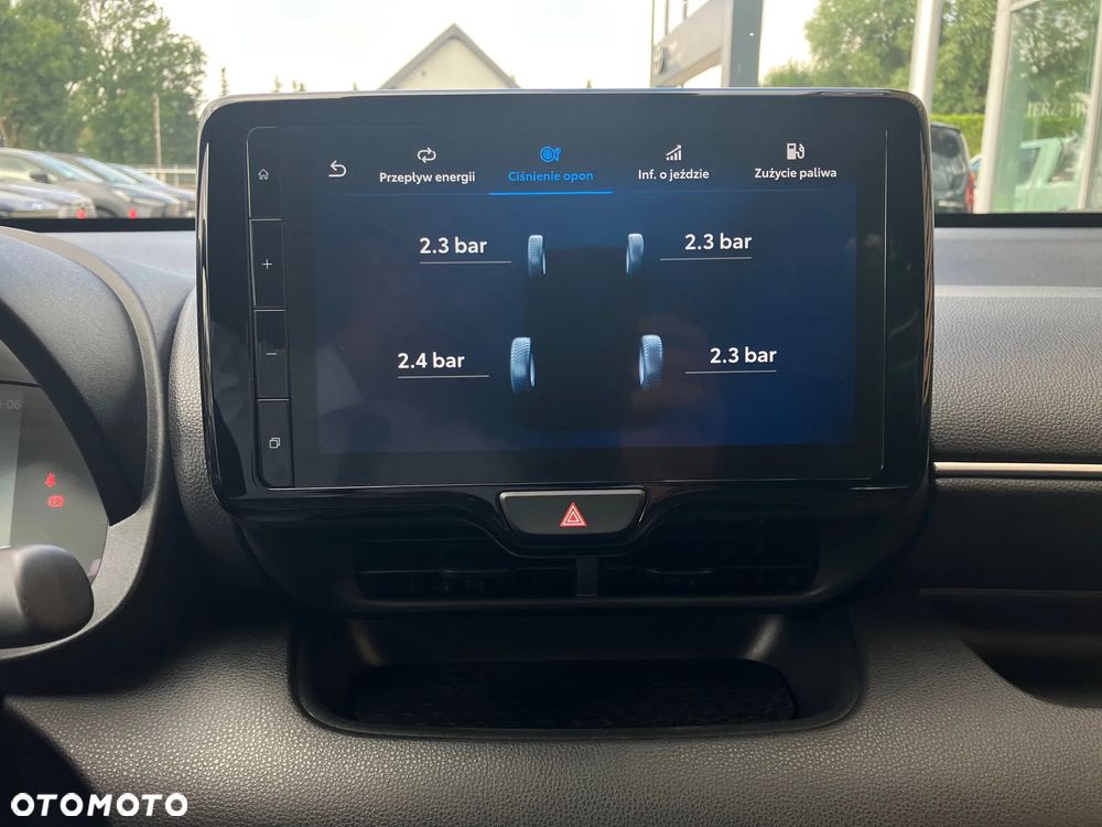Toyota Yaris Hybrid 1.5 Style - 26