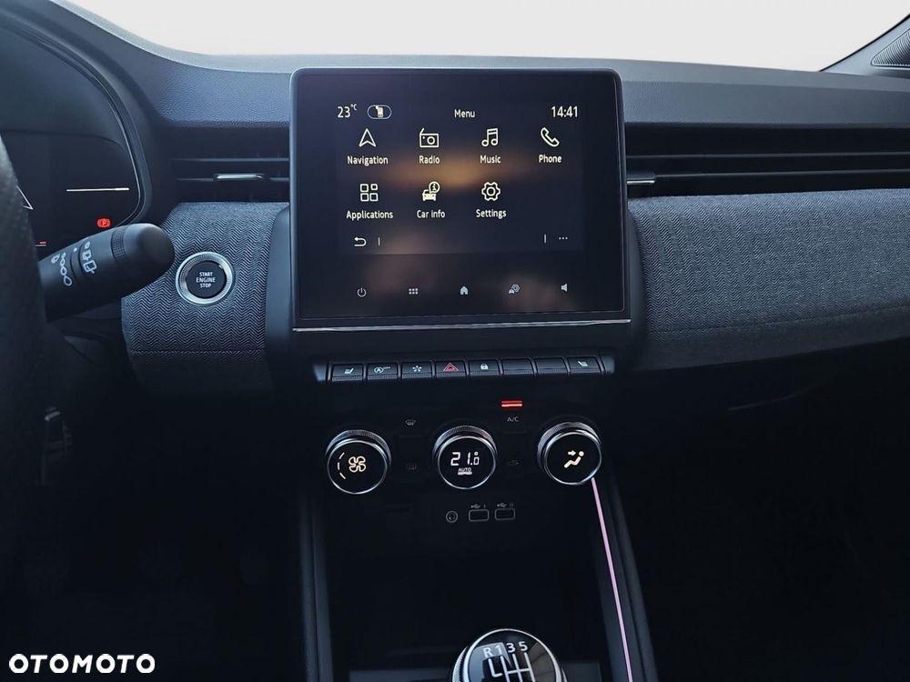 Renault Clio - 18