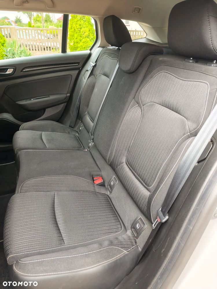 Renault Megane ENERGY TCe 100 LIMITED - 11