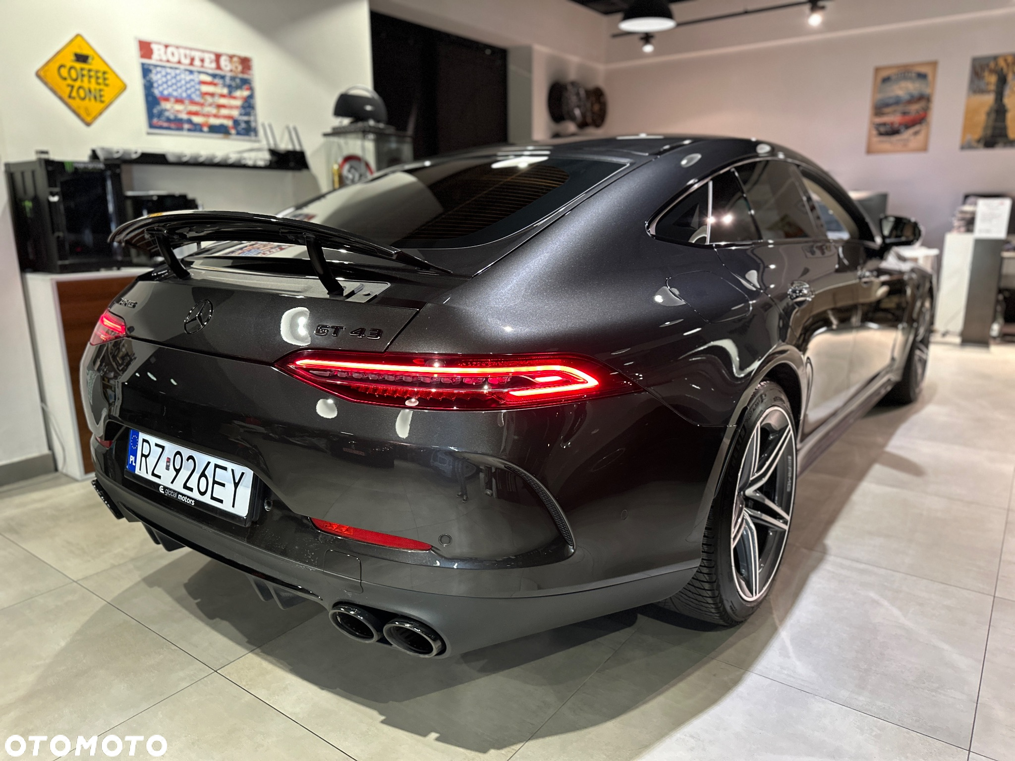 Mercedes-Benz AMG GT - 39