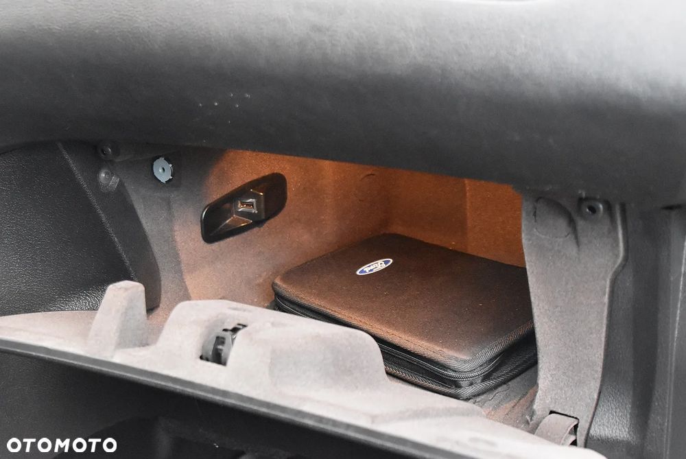 Ford S-Max 2.0 TDCi DPF Trend - 38