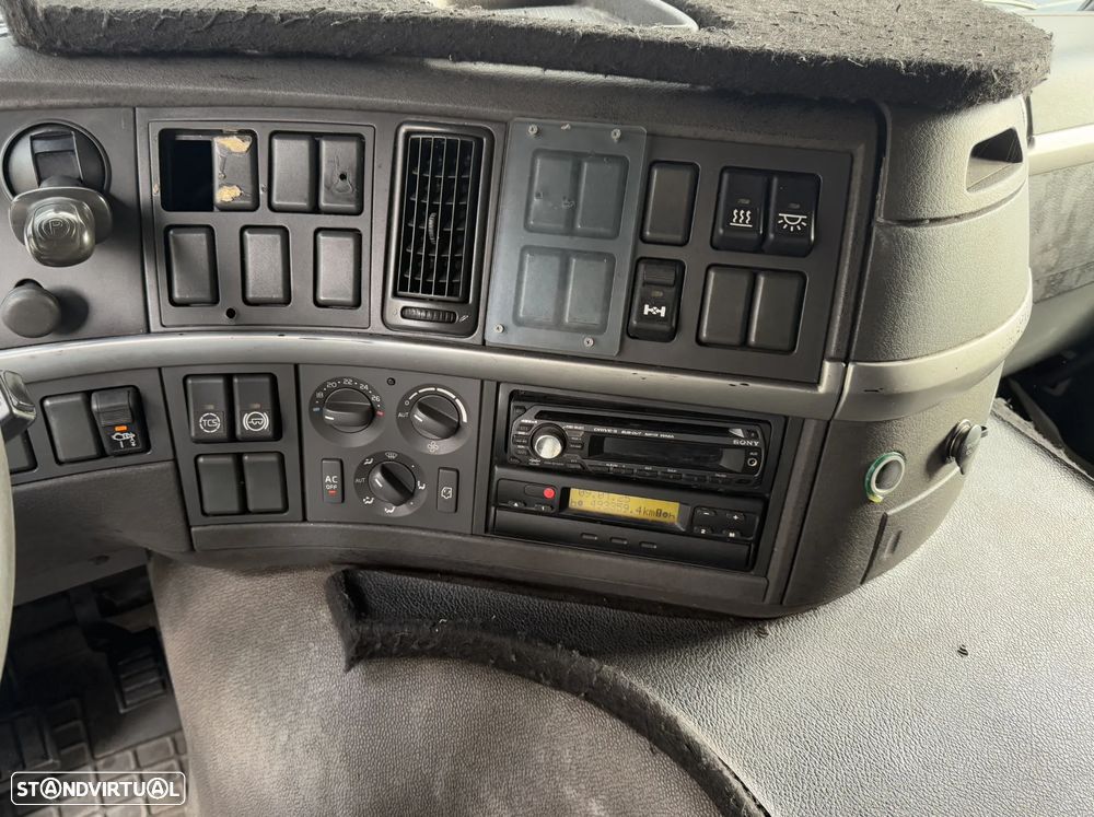 Volvo FM 420 19T REBOQUE PORTA 5/6 PRONTO SOCORRO - 14