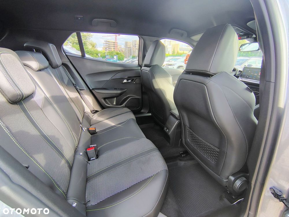Peugeot 2008 - 11