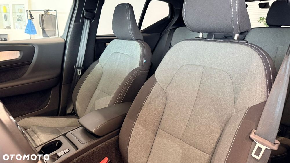 Volvo XC 40 - 9