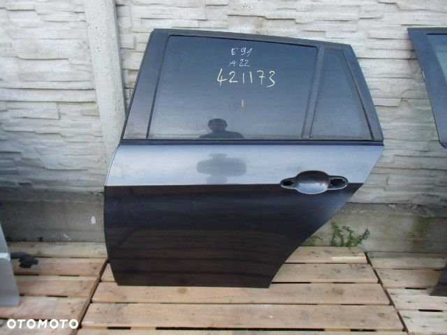 BMW  E91 DRZWI LEWY TYŁ  A 22   RAF-AUTO CZESCI BMW - 1