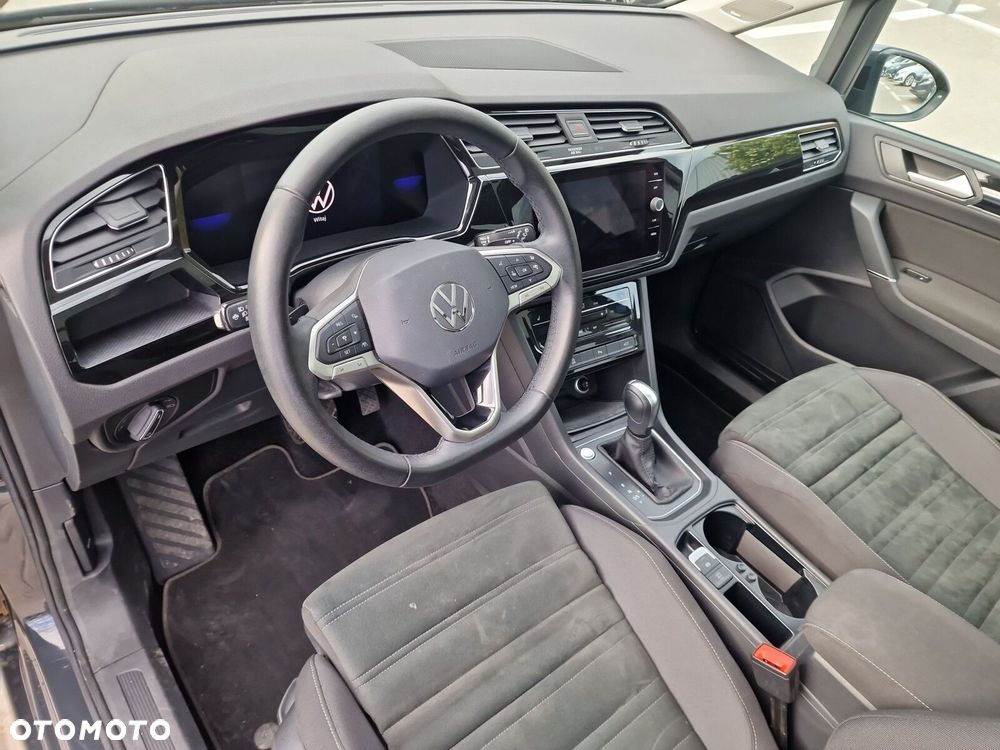 Volkswagen Touran 2.0 TDI BMT Comfortline DSG - 11