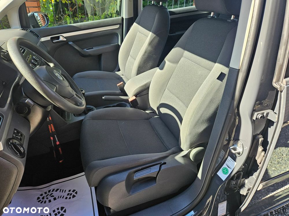 Volkswagen Touran 2014 photo 5