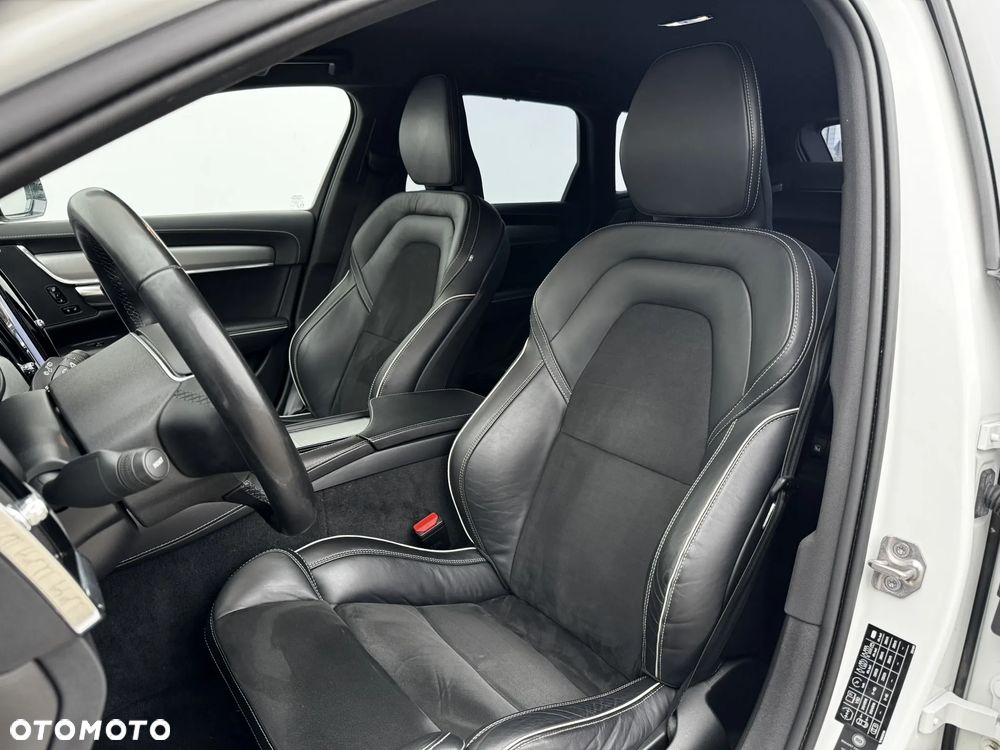 Volvo V90 B4 B R-Design - 11