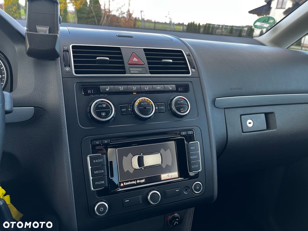 Volkswagen Touran 1.6 TDI DPF BlueMotion Technology Cup - 28