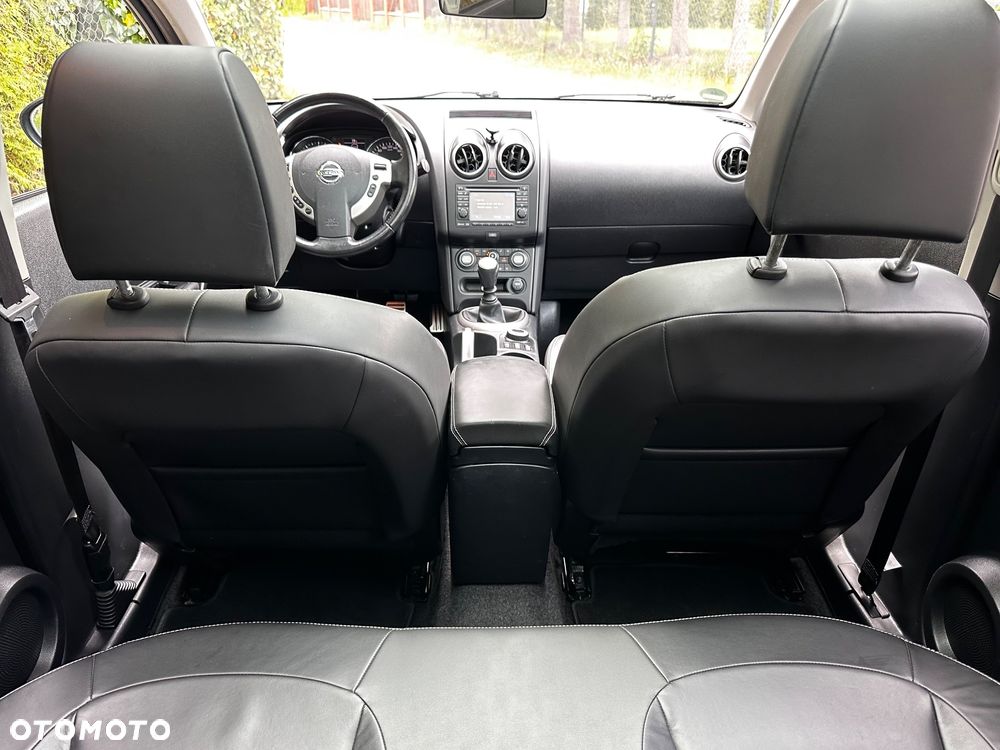 Nissan Qashqai 1.6 dCi 4 x 4 DPF Start/Stop tekna - 31