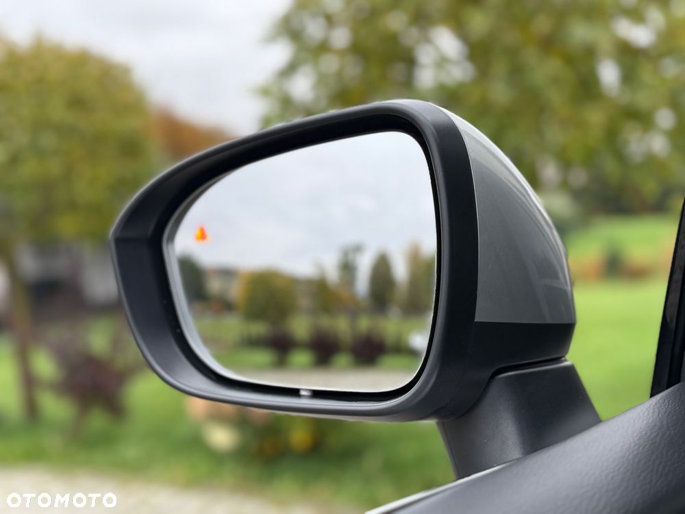 Nissan Qashqai 1.3 DIG-T MHEV Xtronic N-Connecta - 24