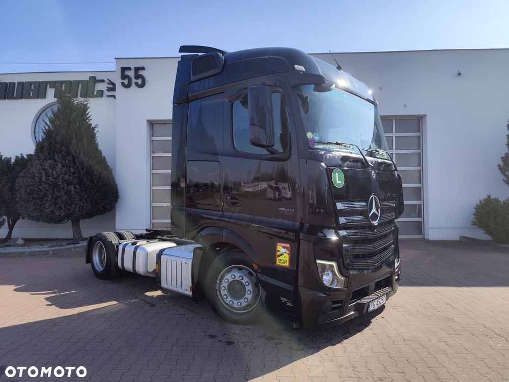 Mercedes-Benz Actros - 1